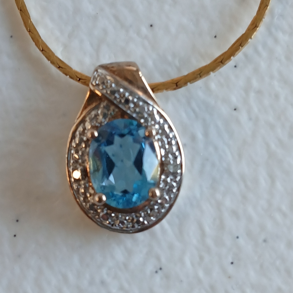 Blue Teardrop CZ Pendant Necklace - Elegant Women's Jewelry